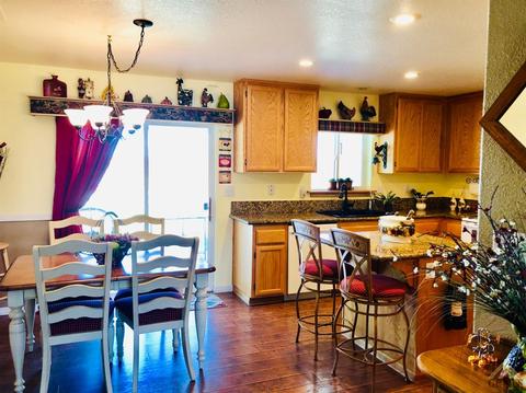 27951 Rustler Ave, Tehachapi, CA 93561 photo 6