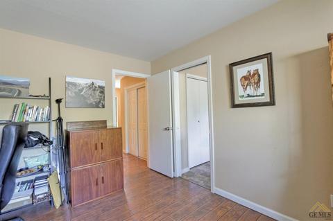 30161 Knight Ct, Tehachapi, CA 93561 photo 17