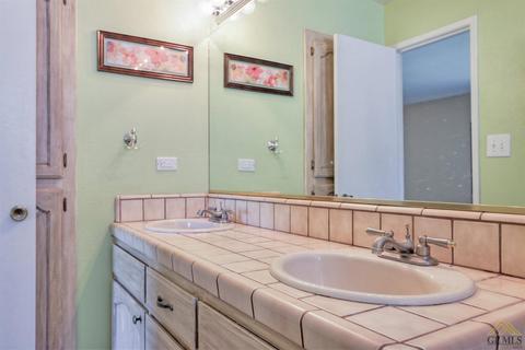 30161 Knight Ct, Tehachapi, CA 93561 photo 33