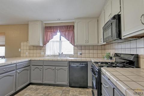30161 Knight Ct, Tehachapi, CA 93561 photo 13