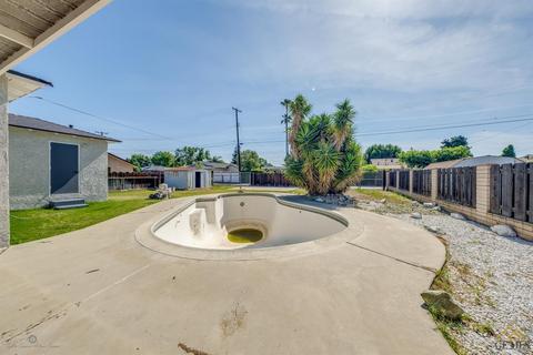 236 Walnut St, Shafter, CA 93263 photo 20