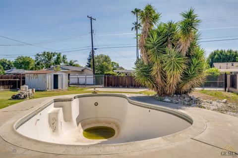 236 Walnut St, Shafter, CA 93263 photo 21