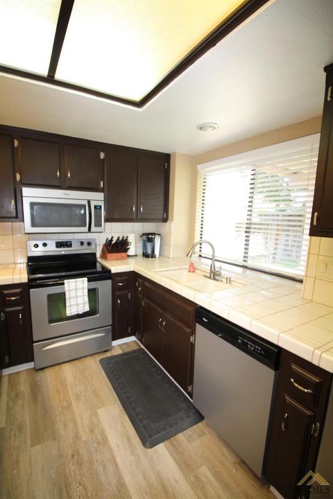 9012 Duncanson Dr, Bakersfield, CA 93311 photo 8