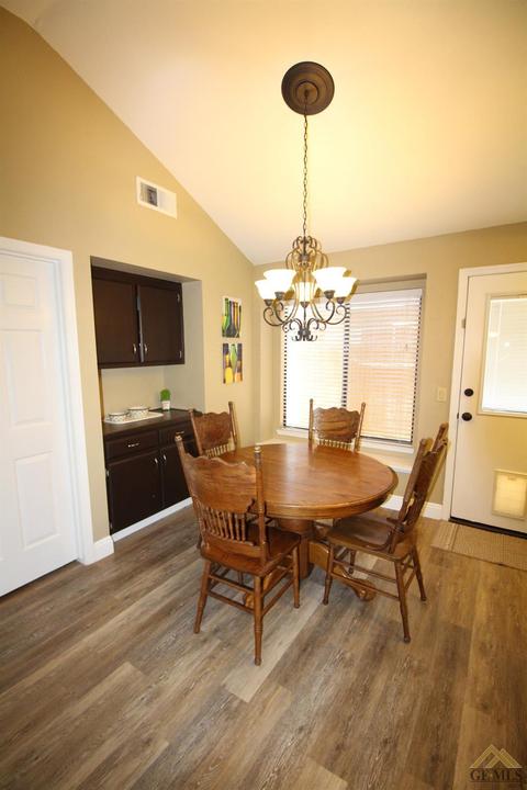 9012 Duncanson Dr, Bakersfield, CA 93311 photo 9