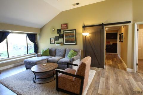 9012 Duncanson Dr, Bakersfield, CA 93311 photo 4