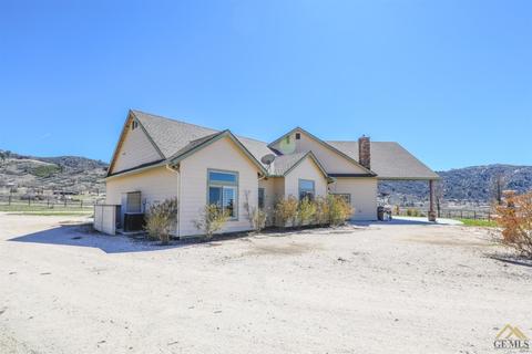 23001 San Juan Dr, Tehachapi, CA 93561 photo 4