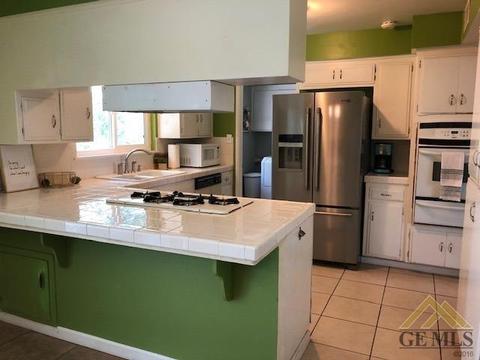 418 A St, Taft, CA 93268 photo 9