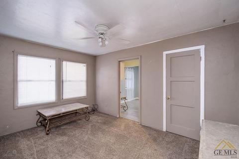 3003 Spruce St, Bakersfield, CA 93301 photo 8