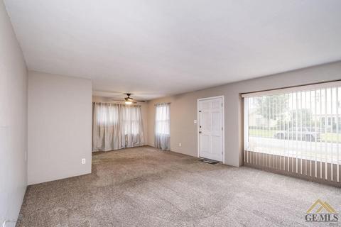 3003 Spruce St, Bakersfield, CA 93301 photo 6