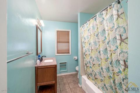 3003 Spruce St, Bakersfield, CA 93301 photo 11