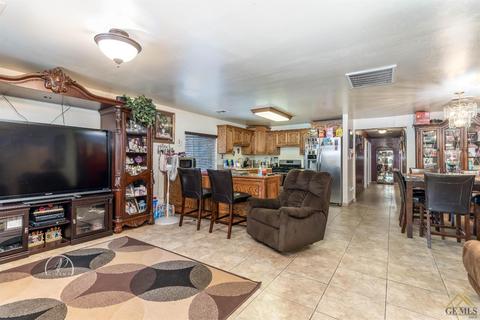 809 Walnut Dr, Arvin, CA 93203 photo 5