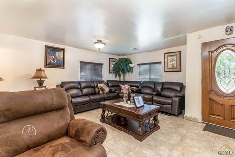 809 Walnut Dr, Arvin, CA 93203 photo 6