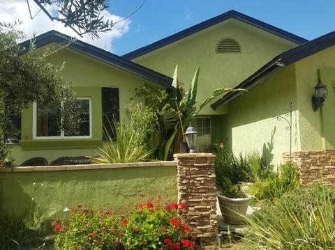 1206 Packard Dr, Arvin, CA 93203 photo 2