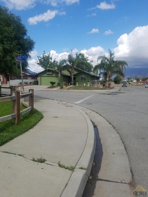 1206 Packard Dr, Arvin, CA 93203 photo 9