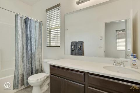 15916 Cusano Pl, Bakersfield, CA 93314 photo 33