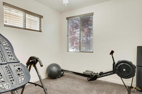 15916 Cusano Pl, Bakersfield, CA 93314 photo 32