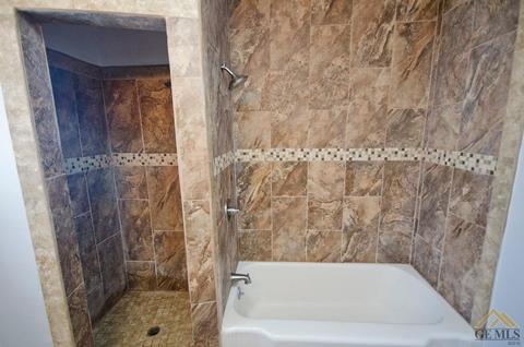 501 B St, Taft, CA 93268 photo 8