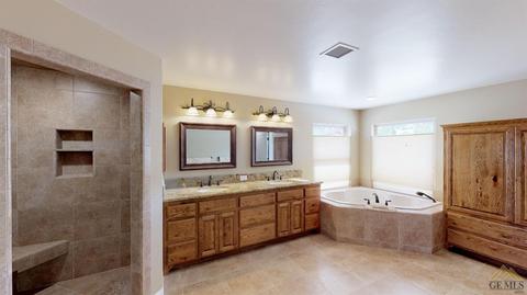 27550 Harness Dr, Tehachapi, CA 93561 photo 11