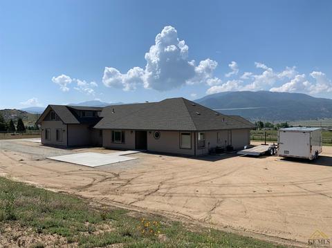 27550 Harness Dr, Tehachapi, CA 93561 photo 3