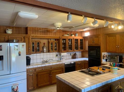 4 Westpark Way, Taft, CA 93268 photo 12