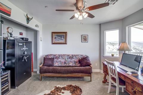 18400 Jacks Hill Rd, Tehachapi, CA 93561 photo 16
