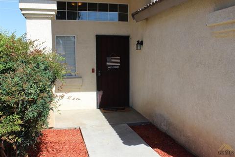 6604 Pine View Dr, Bakersfield, CA 93307 photo 2