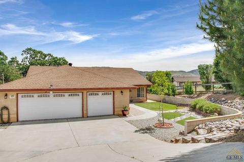 20905 Carriage Dr, Tehachapi, CA 93561 photo 1