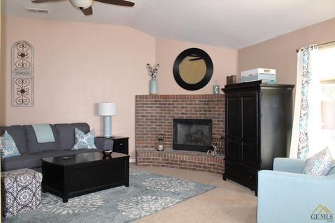 7801 Eagle Ridge St, Bakersfield, CA 93306 photo 5
