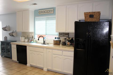 7801 Eagle Ridge St, Bakersfield, CA 93306 photo 9