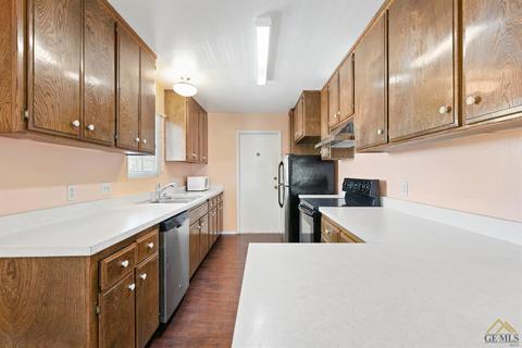 22443 Briarwood St, Tehachapi, CA 93561 photo 11