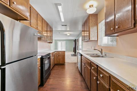 22443 Briarwood St, Tehachapi, CA 93561 photo 12