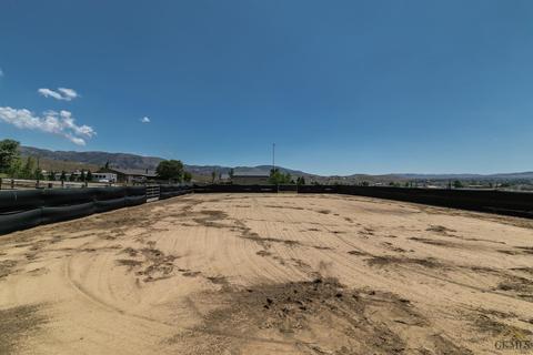 23947 Clover Spring Rd, Tehachapi, CA 93561 photo 8