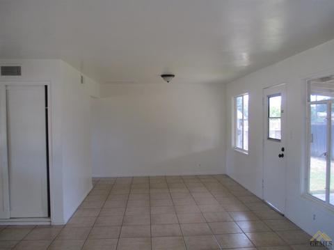 4001 Phaffle Dr, Bakersfield, CA 93309 photo 9