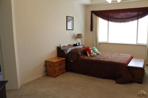 763 Pheasant Run Dr, Shafter, CA 93263 photo 14