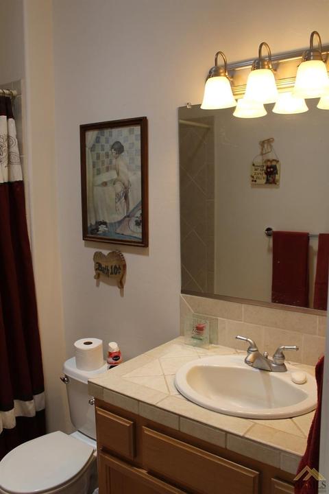 763 Pheasant Run Dr, Shafter, CA 93263 photo 30