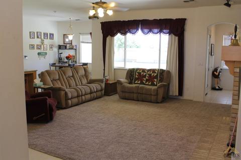 763 Pheasant Run Dr, Shafter, CA 93263 photo 6