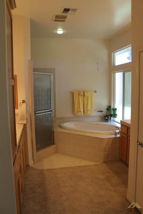 763 Pheasant Run Dr, Shafter, CA 93263 photo 17