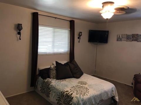204 Walnut St, Shafter, CA 93263 photo 6