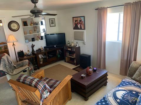 605 Fillmore St, Taft, CA 93268 photo 7