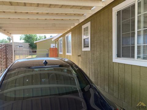 605 Fillmore St, Taft, CA 93268 photo 2