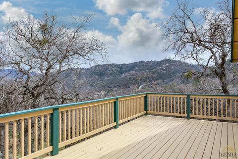 30540 Fox Ridge Ct, Tehachapi, CA 93561 photo 3