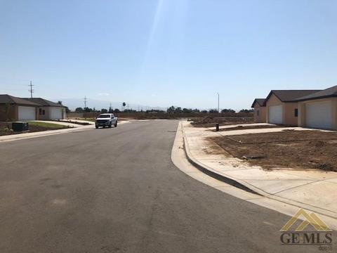 8307 Cha Cha Ct, Bakersfield, CA 93306 photo 9