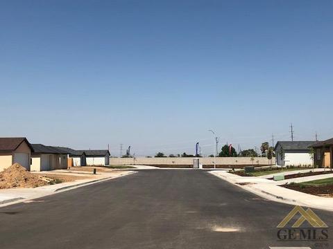 8307 Cha Cha Ct, Bakersfield, CA 93306 photo 7
