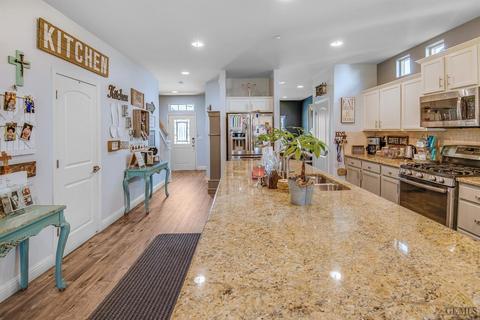 6003 Cape Cod Ave, Bakersfield, CA 93313 photo 7