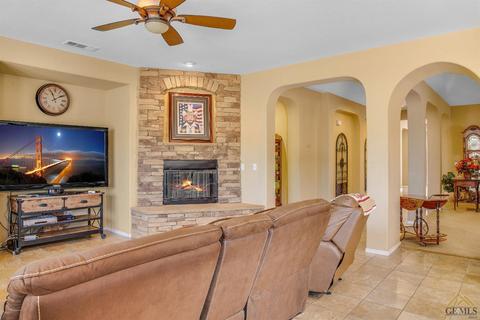 911 Valerie Ln, Tehachapi, CA 93561 photo 9
