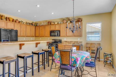911 Valerie Ln, Tehachapi, CA 93561 photo 11