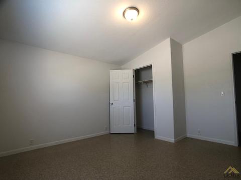 701 Crystal St, Taft, CA 93268 photo 11