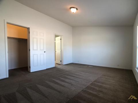701 Crystal St, Taft, CA 93268 photo 16