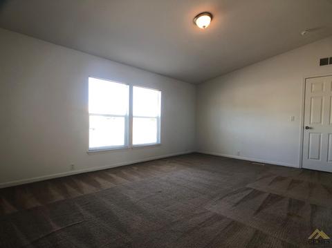 701 Crystal St, Taft, CA 93268 photo 17