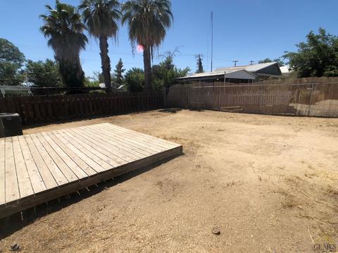 701 Crystal St, Taft, CA 93268 photo 23